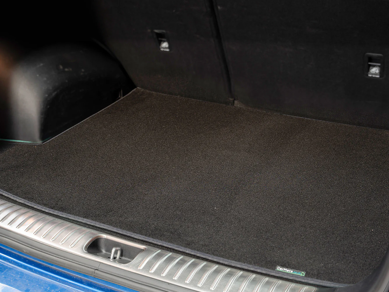 Land Rover Defender 110 1983-2016 Boot Mat (with seat cutouts) - Image 3