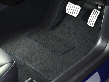 Mitsubishi L200 Double Cab 2015+ Car Mats (squared edge) - Image 5