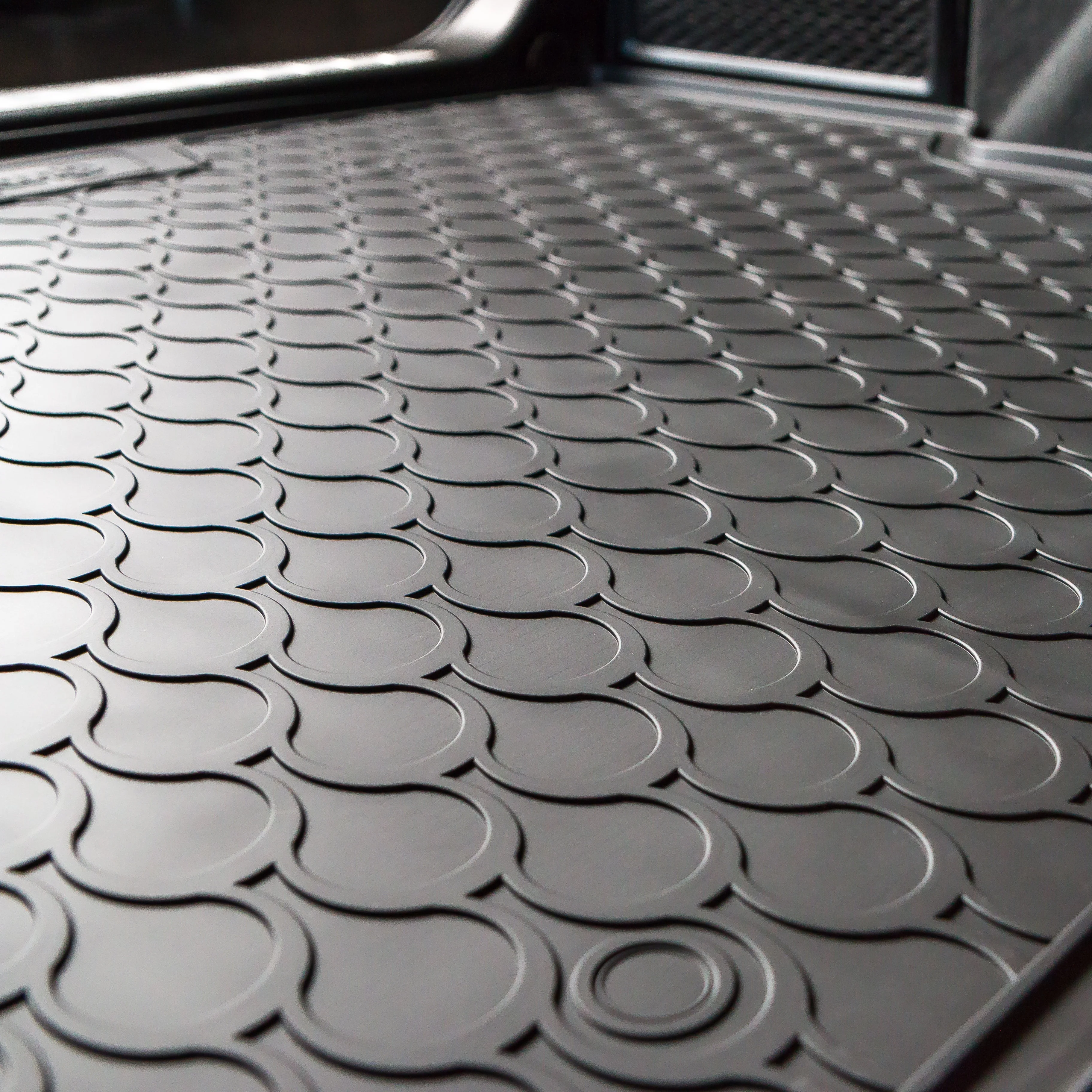Nissan Qashqai (J12) 2021+ Upper Shelf Moulded Rubber Boot Mat - Image 2